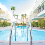 Wave - Private Garden & Pool Retreat Appartamento *