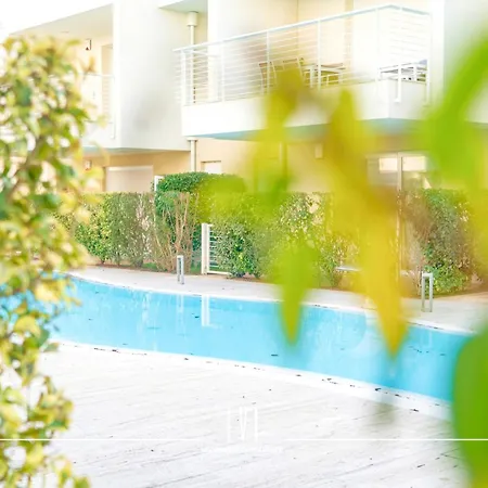 Appartamento Wave - Private Garden & Pool Retreat *